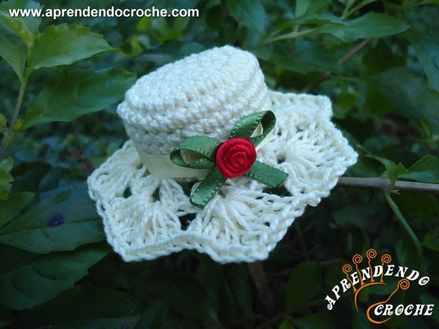 Imã. Lembrancinha de Nascimento em Croche - Mini Chapéu - Aprendendo Crochê