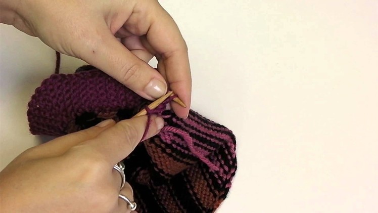 Kaffe Fassett Mystery Knit-a-Long Tutorials by Sarah Hatton Trim: Knitting on Your Edge