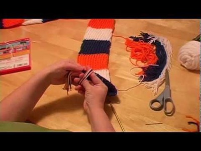 Knitting a Scarf on a Round Loom Part 3 (finish off with tassels)