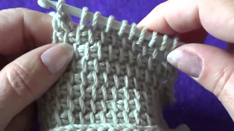 Decrease of loops in the Tunisian knitting