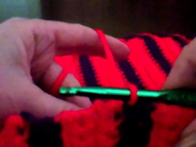 Crochet a Finish to the Border of the Single Crochet Striped Purse