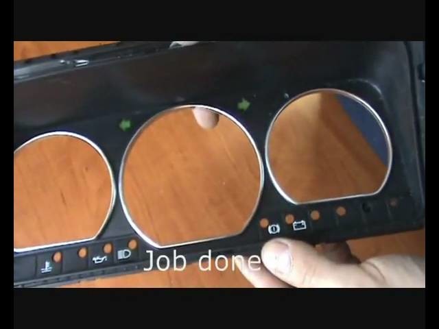 DIY: Fitting chrome rings in Volkswagen Corrado
