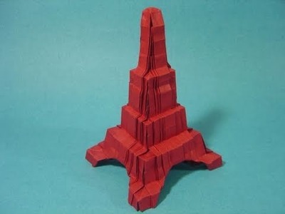 Origami Eiffel Tower (Robin Glynn)