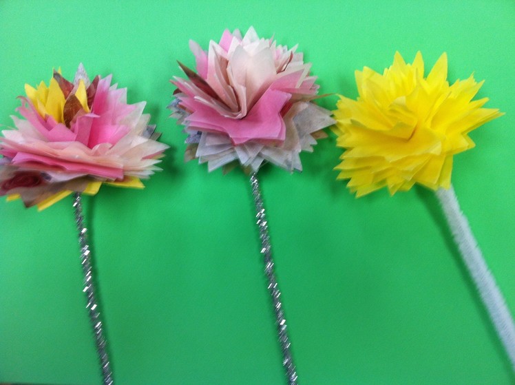 DIY tissue paper flowers! DIY napkin flowers