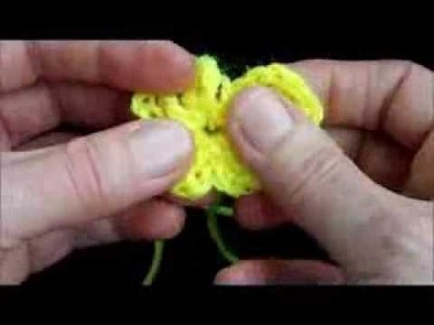 How to crochet a simple butterfly