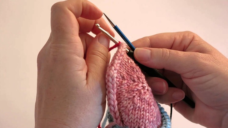 Picking up stitches for knitting, using a crochet hook