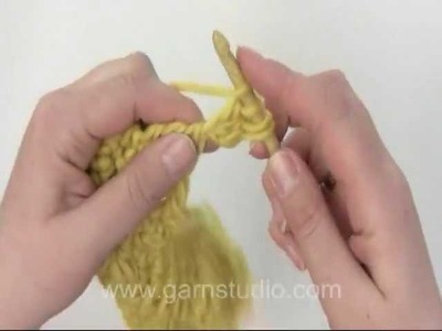 DROPS Crochet Tutorial: How to crochet crown with large jewels at the bottom.