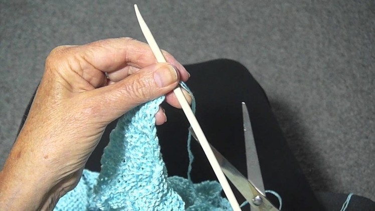 ENDING THE BIND OFF OF THE LAST STITCH