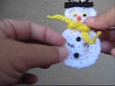 How to Crochet a Snowman Pin