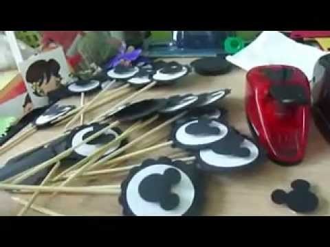 DIY - Mickey Mouse Cupcake Toppers