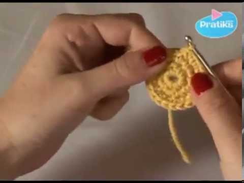 Crocheting   How to crochet a flat circle