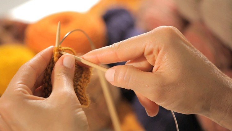 How to Work with 2 Circular Needles | Circular Knitting
