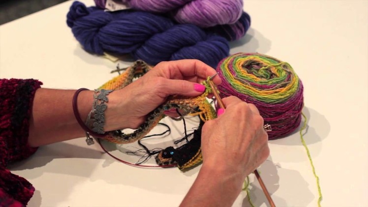 How to Cast off Knitting Loosely : Knitting Lessons