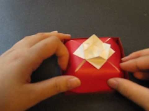 Origami 10 - Cake Box - with a Lid of Flower (Part 2 of 2 - Flower-Lid Assembly & Body)