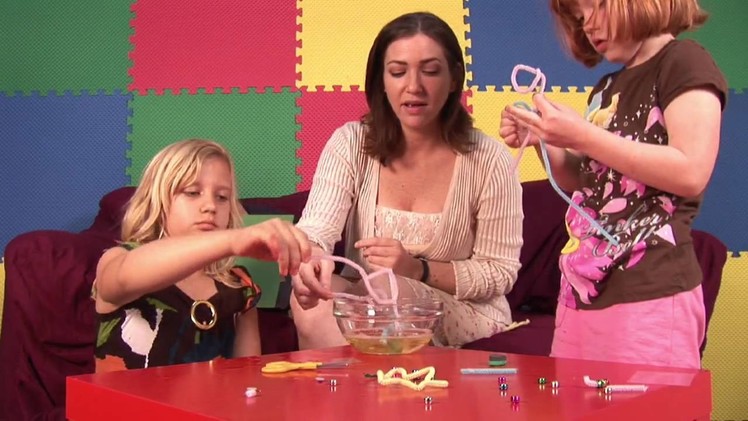 Children's Crafts & Activities : Blowing Bubbles