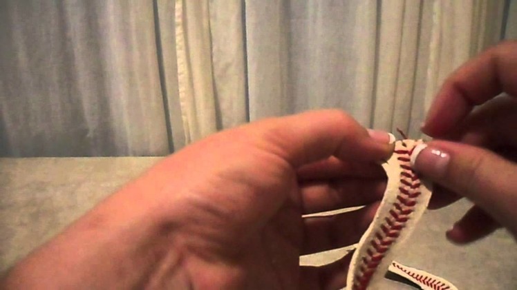 DIY: Baseball Bracelet!