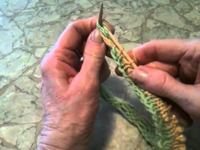 Knitting the Dimple Stitch Pattern