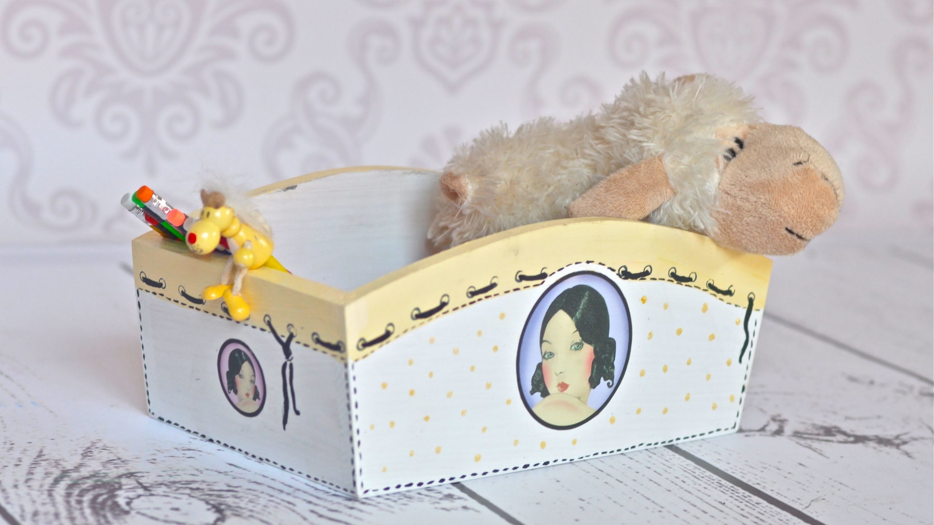 Decoupage tutorial box for a girl