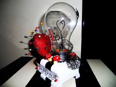 DIY Valentine's day gift (Tim Burton Inspired Bulb )
