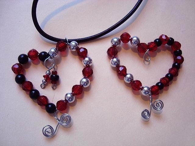 How to make a beaded heart pendant, valentine jewelry,