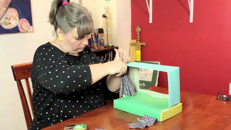 How to Make a Theater Out of a Shoebox : Cool & Functional Crafts