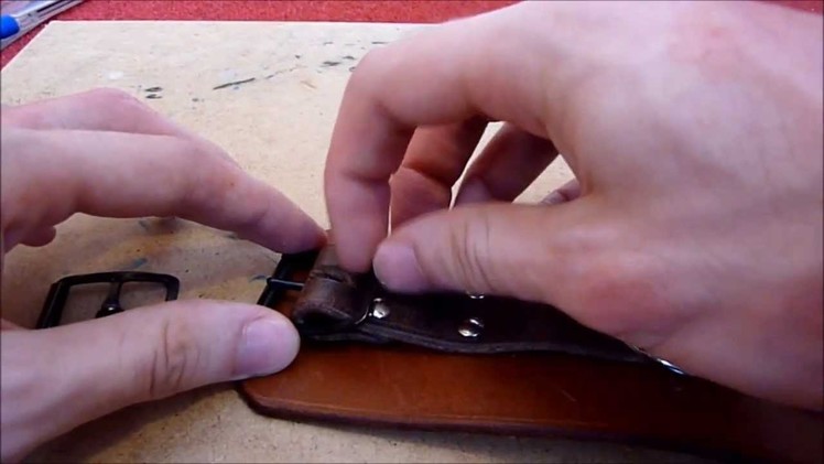 Restraint crafting tutorial - Buckling cuffs