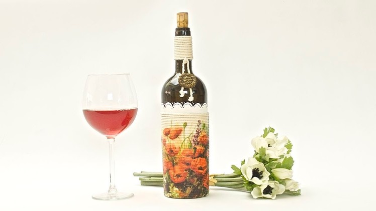 How to decorate a glass bottle - decoupage DIY