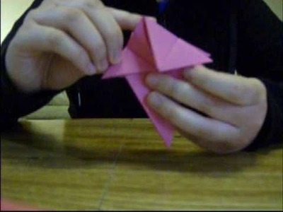 Origami 9 - Handball of Bellflower Kusudama (Part 1 of 2).wmv
