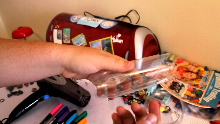 DIY: How to make beads out of a plastic bottle!