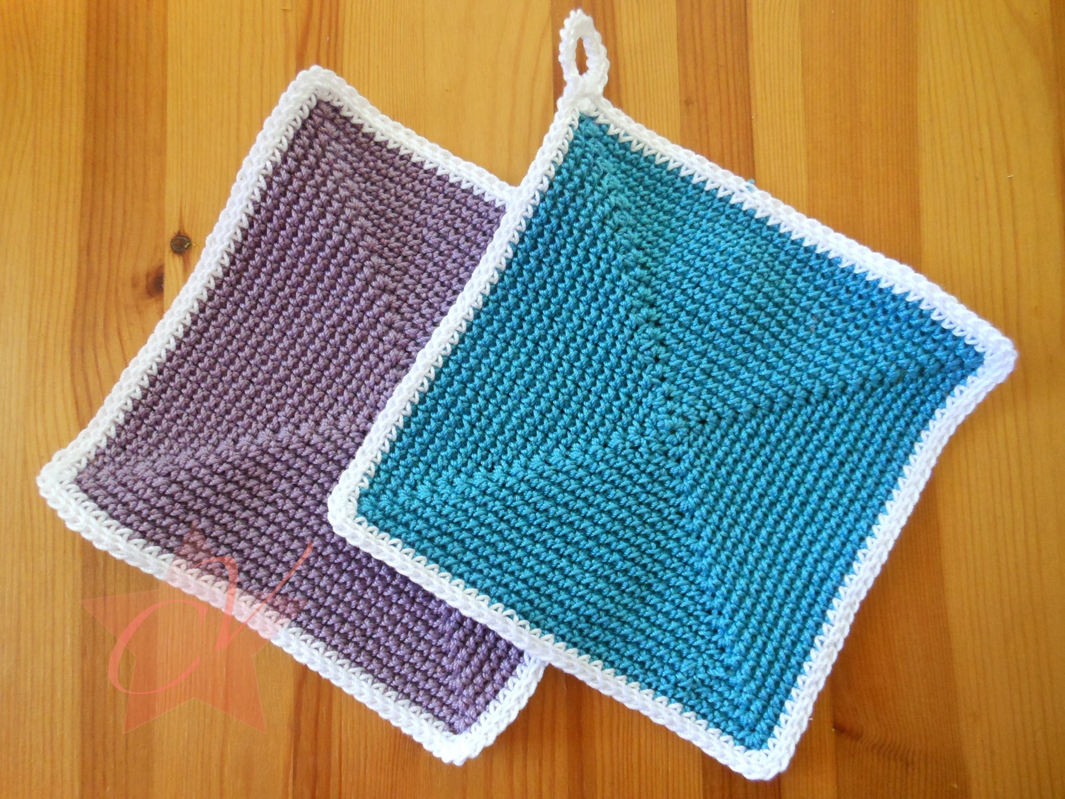 Simple and Easy Square Crochet Potholder Tutorial