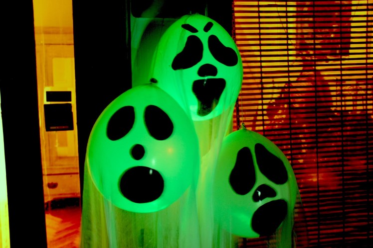 DIY Halloween Ghost Glow Balloons  - Yard Decorations!