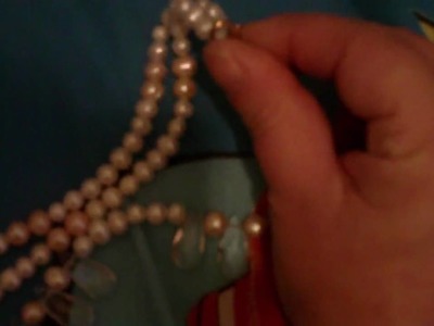 How to make a pearl choker necklace