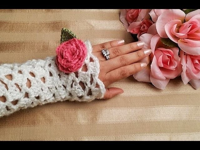 Glama's White Vintage Lacey Spring Gloves