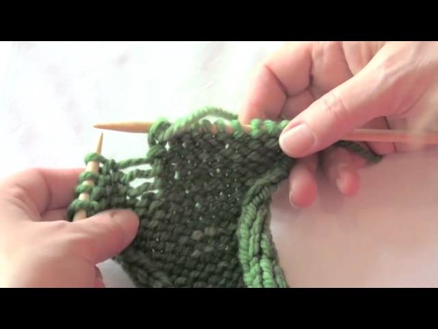 Urban Knitters' Beginner's Tutorial #9 - Fixing a Dropped Purl Stitch