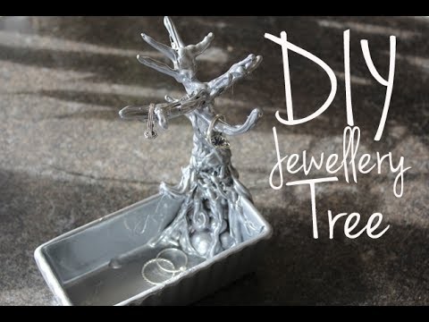 DIY: Jewellery Tree