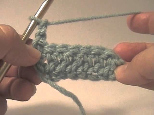 How to Crochet the Double Crochet (Left-Handed)