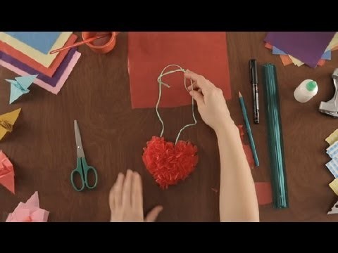 How to Make a Tissue Paper Heart Necklace : Paper Art Projects