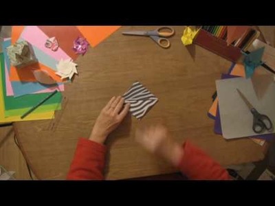 Origami & Paper Crafts : How to Make a Paper Balloon