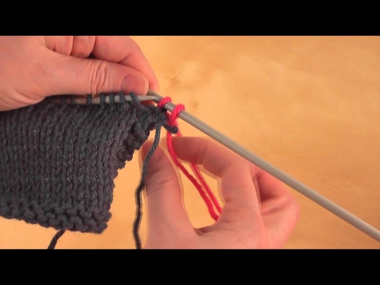 How to: Change Colors or balls while knitting