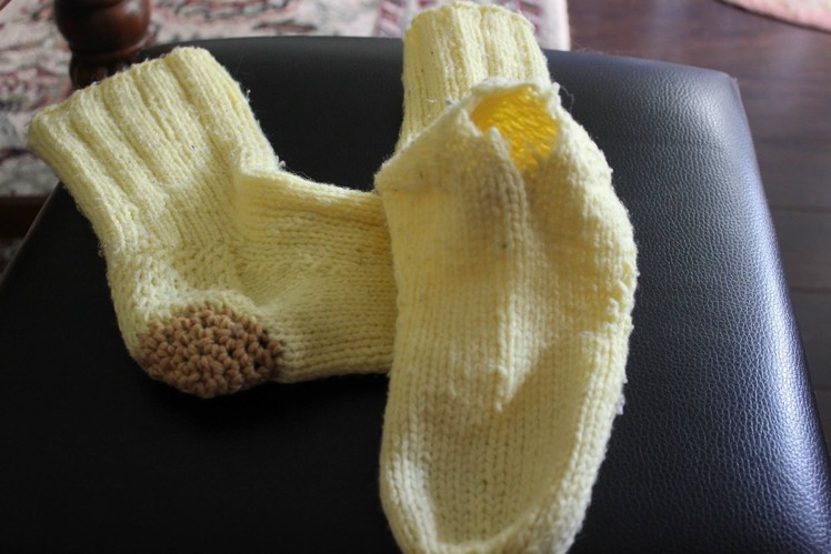 How to Darn Your Socks that has holes by Using the Crochet technique