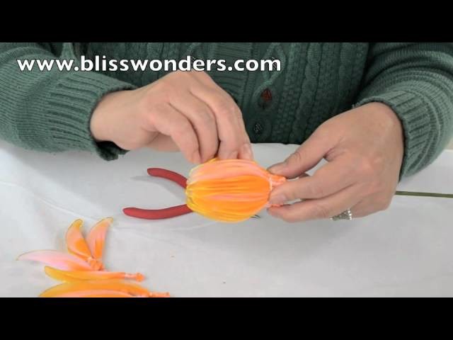 How to Make a Mum Flower