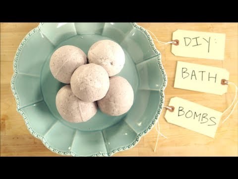 How to Make Bath Bombs, DIY Beauty, Bella How To