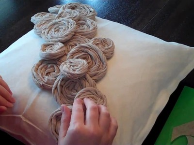 How to Make Rolled Rosette Flowers