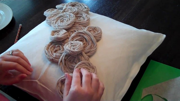 How to Make Rolled Rosette Flowers