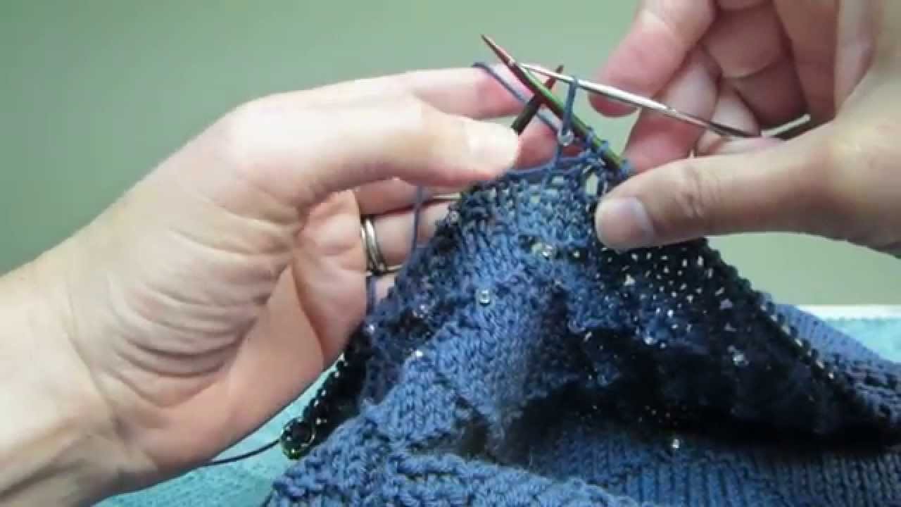 Adding beads to knitting with a crochet hook or Superfloss