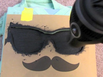 DIY✄: Mustache shirt