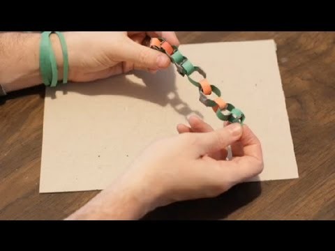 How to Make a Bracelet of Paper : Paper Crafts