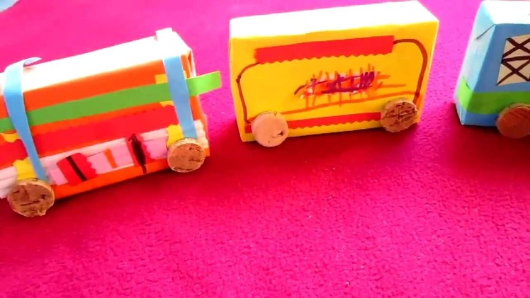 Arts-Crafts_Cardboard box and paper train