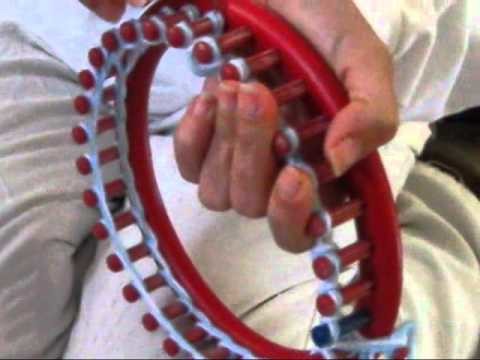 How to use the knifty knitter part 1.wmv