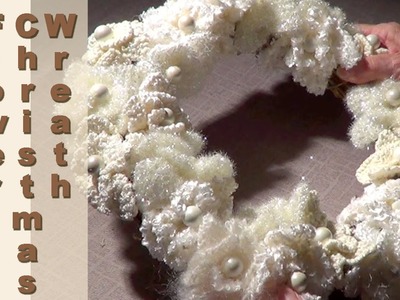 Crochet Flower Christmas Wreath - DIY Decor